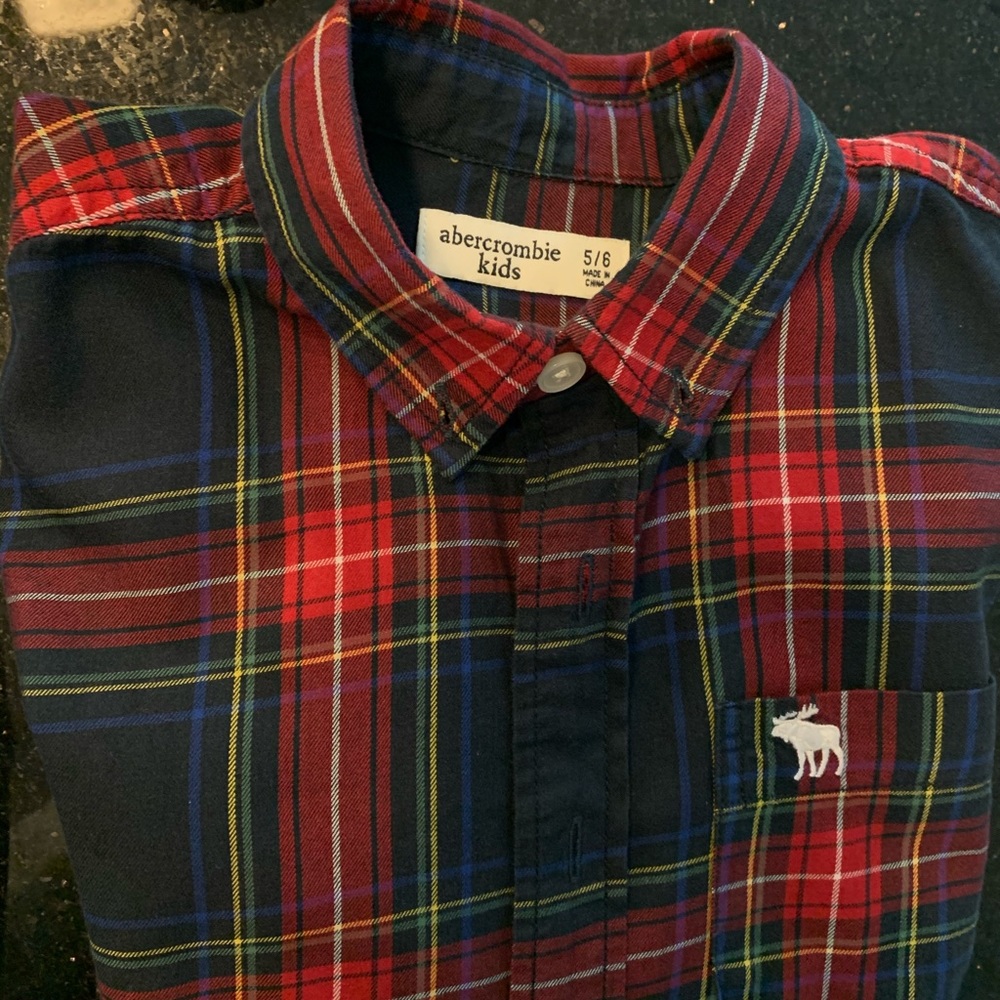 Boys long sleeve button down shirt